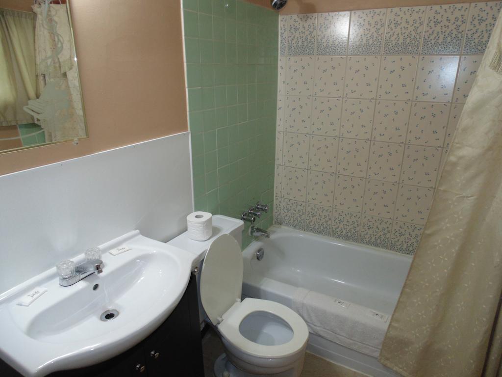 Capri Motel Port Colborne Phòng bức ảnh
