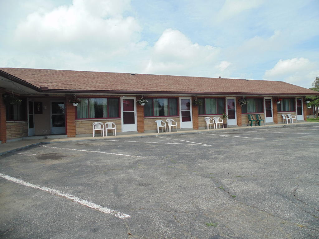 Capri Motel Port Colborne Ngoại thất bức ảnh