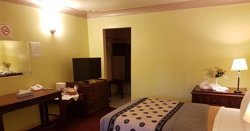 Capri Motel Port Colborne Ngoại thất bức ảnh