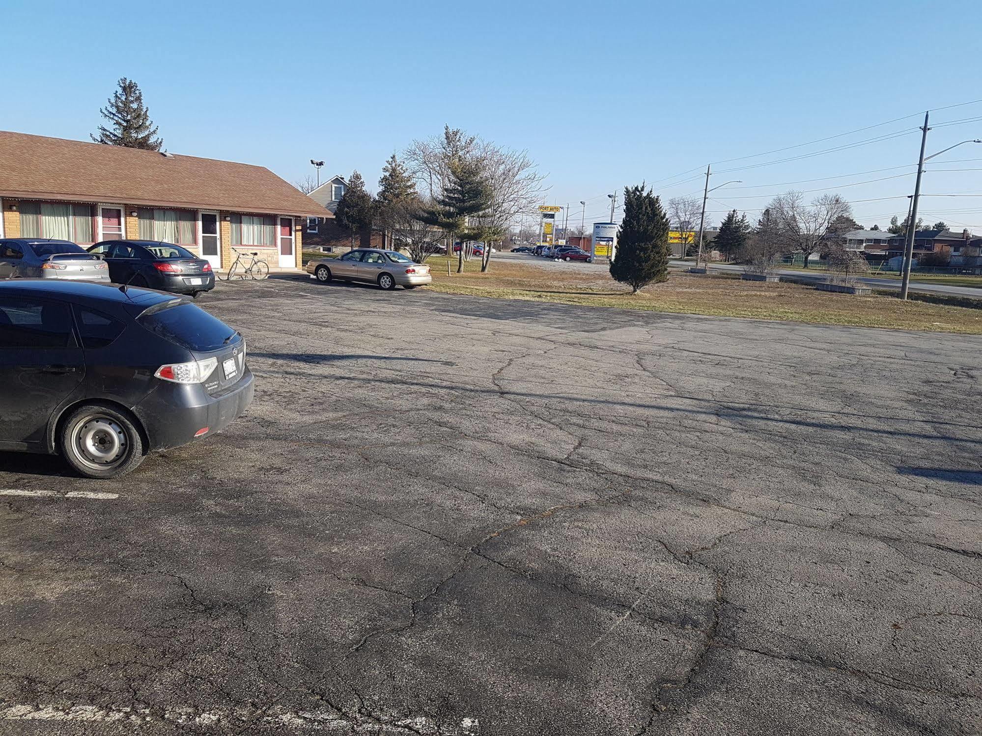 Capri Motel Port Colborne Ngoại thất bức ảnh