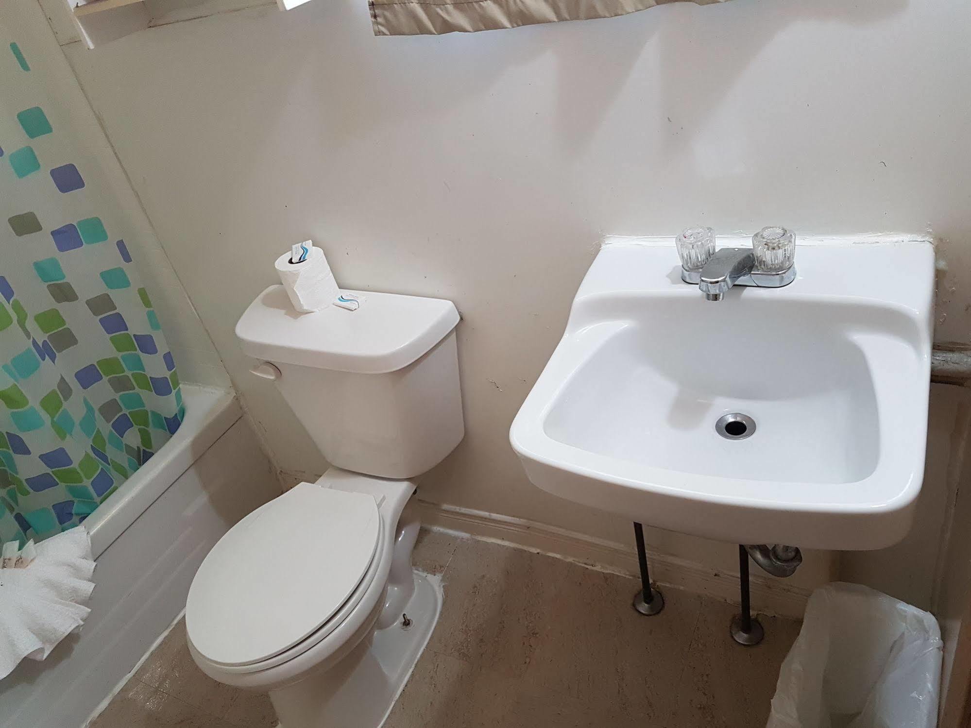 Capri Motel Port Colborne Ngoại thất bức ảnh