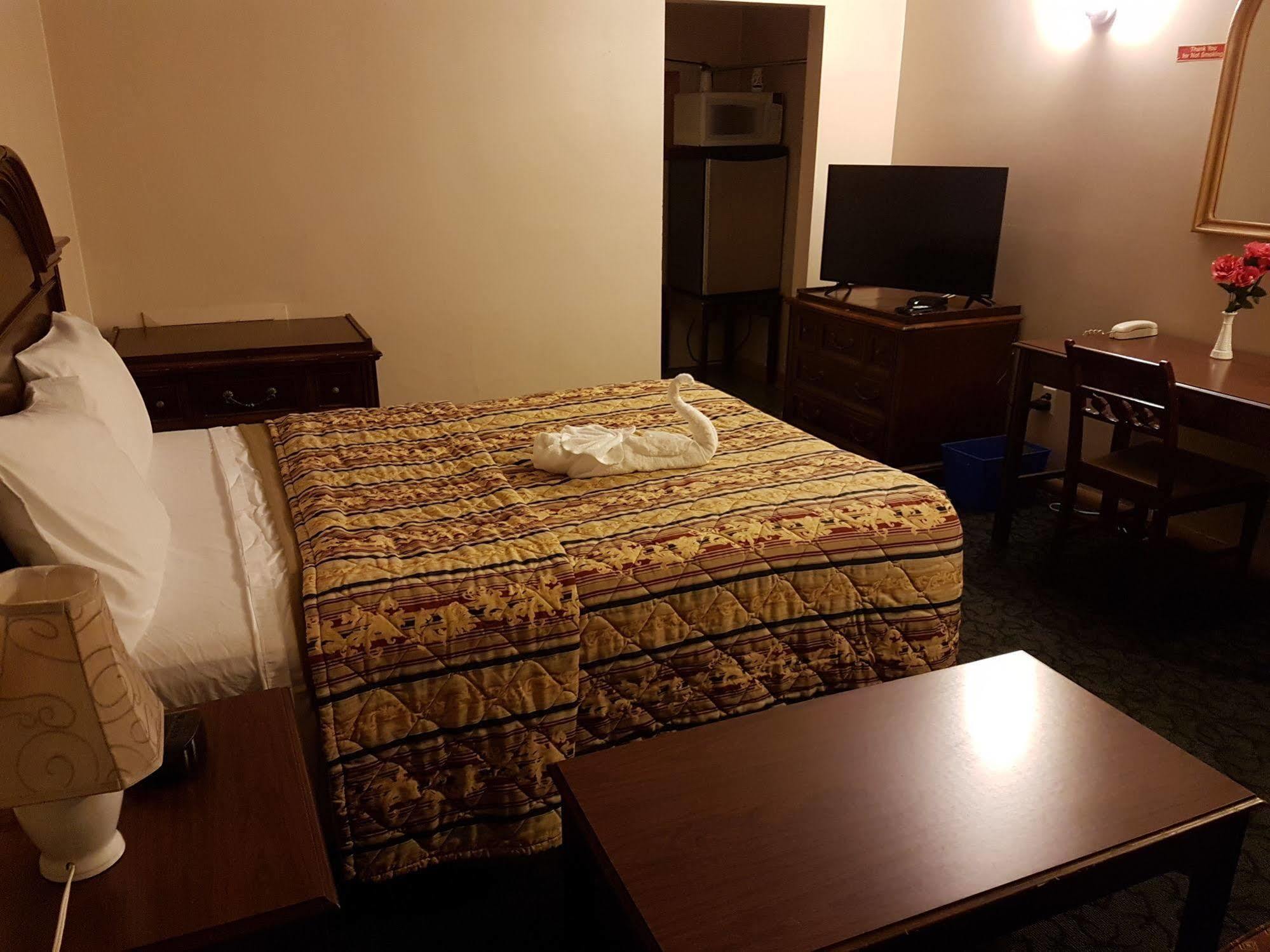Capri Motel Port Colborne Ngoại thất bức ảnh